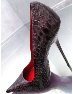 1969 Made in Italy High Heels Iconic Pointy Leather Pumps Python Bordeaux 35