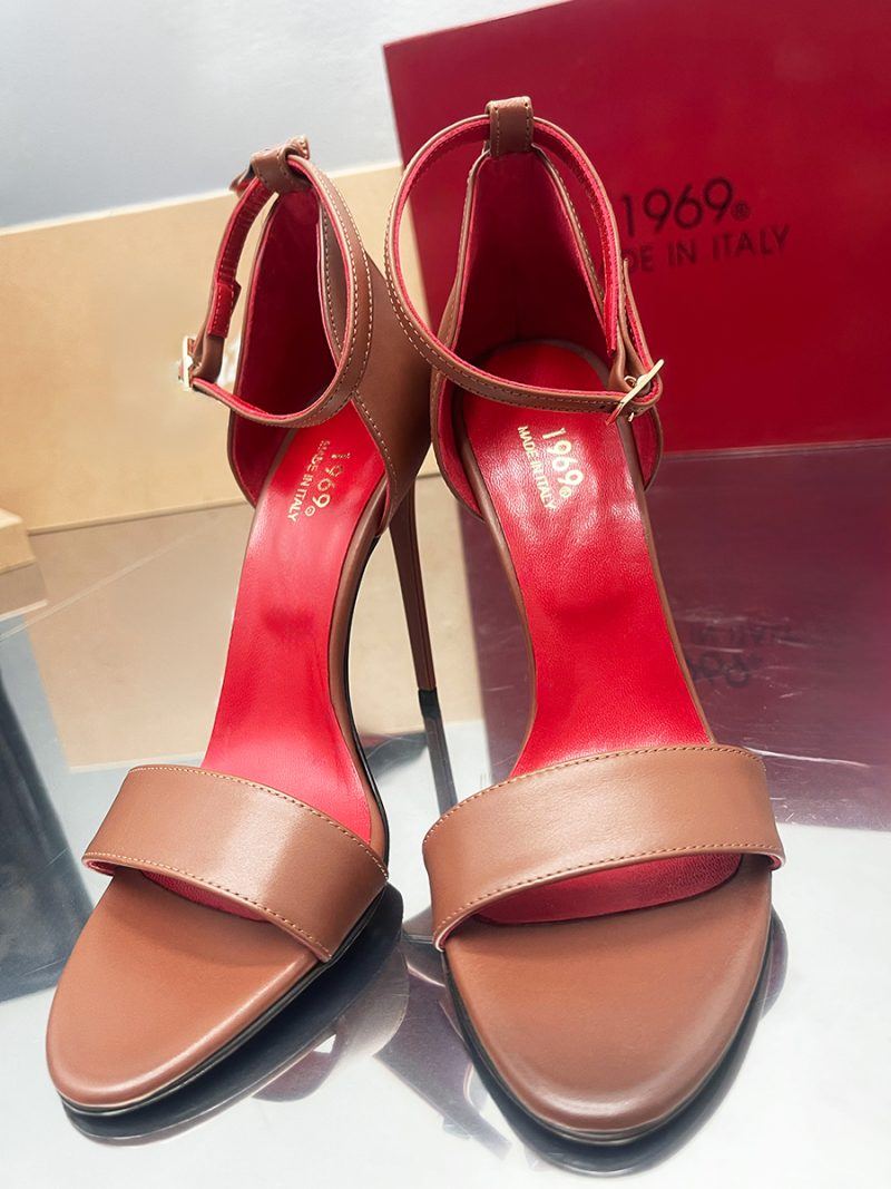 Brown Leather Pigalle Sandals red insole